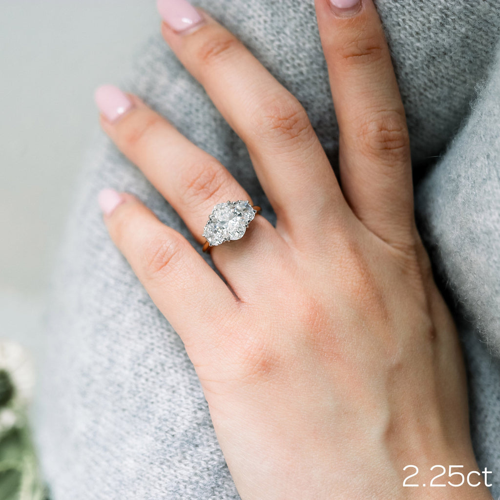 2.25 CT Oval Cut Moissanite Three Stones Engagement Ring