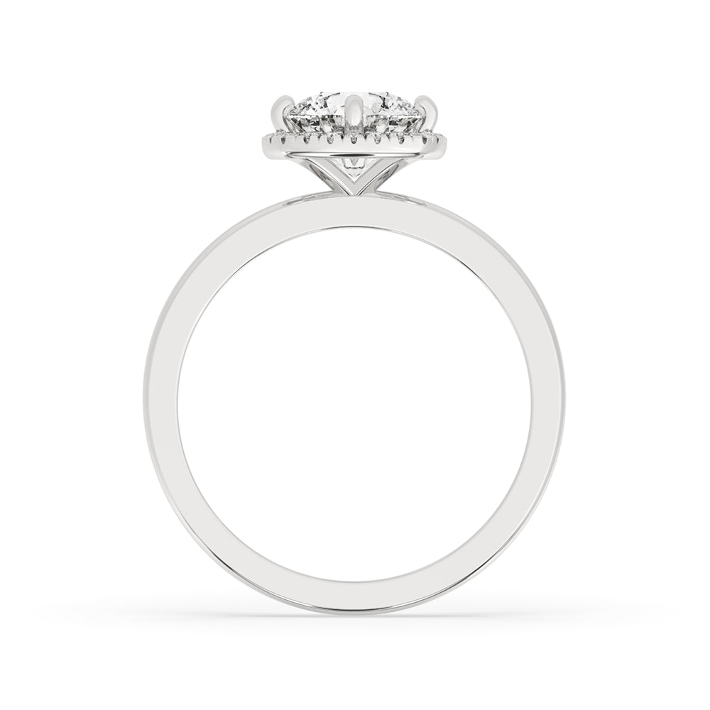 Round Cut Engagement Ring