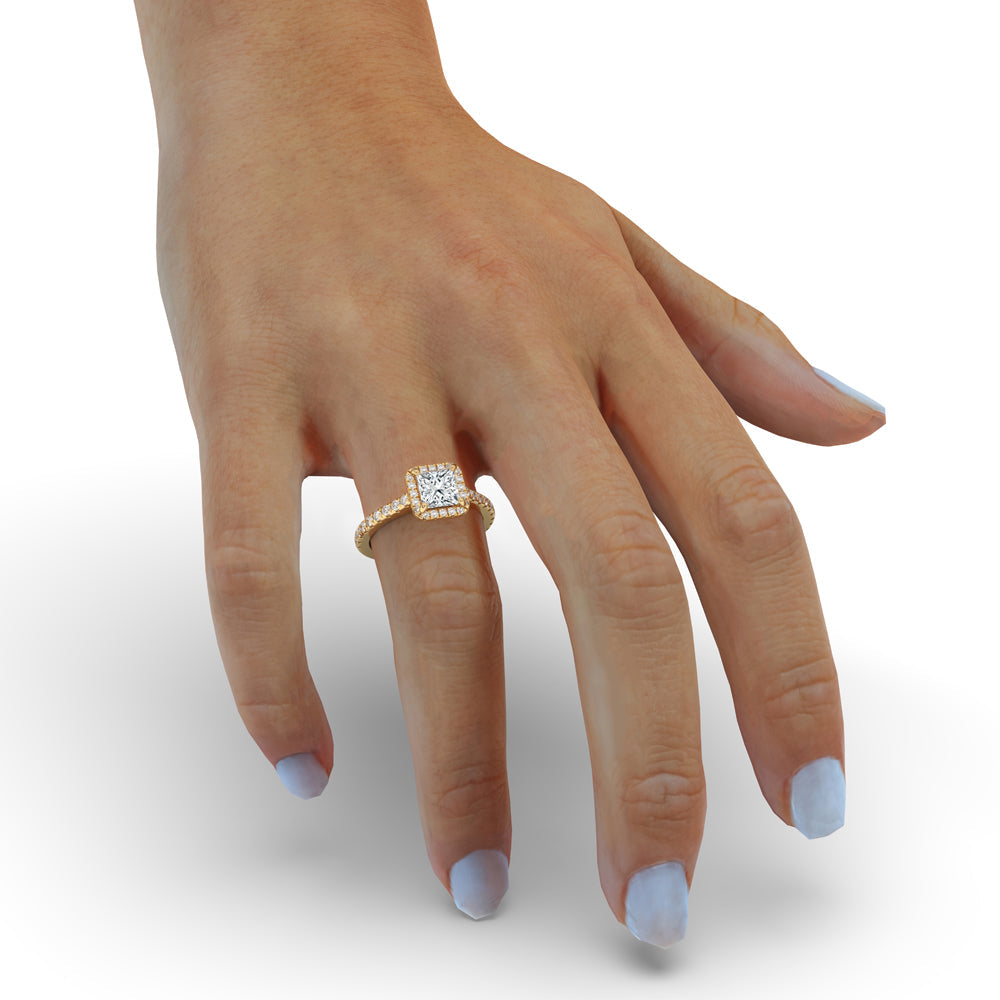 Princess Cut Diamond Engagement Ring in Classic Setting