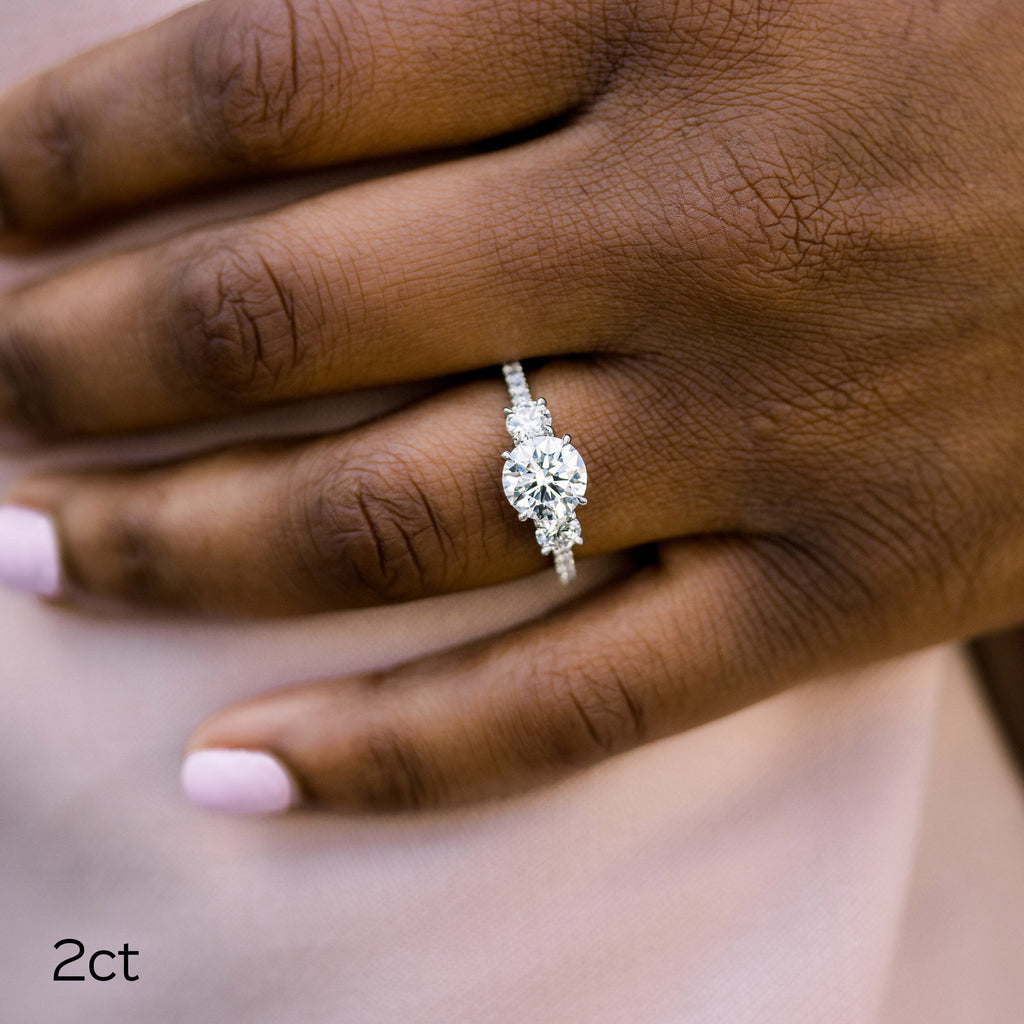 2.0 CT Round Moissanite Three Stone Setting Engagement Ring