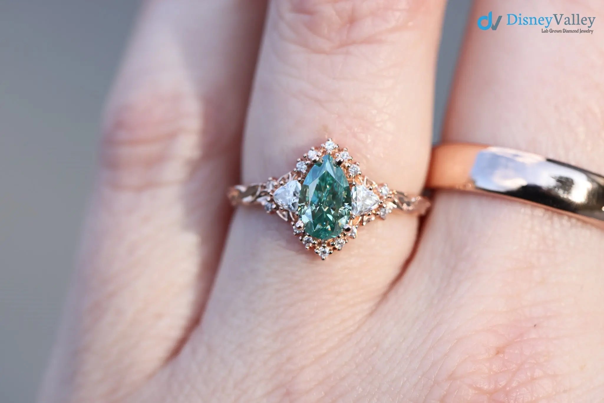 2 caret vivid green blue lab grown Briar half halo wedding rings - DisneyValley