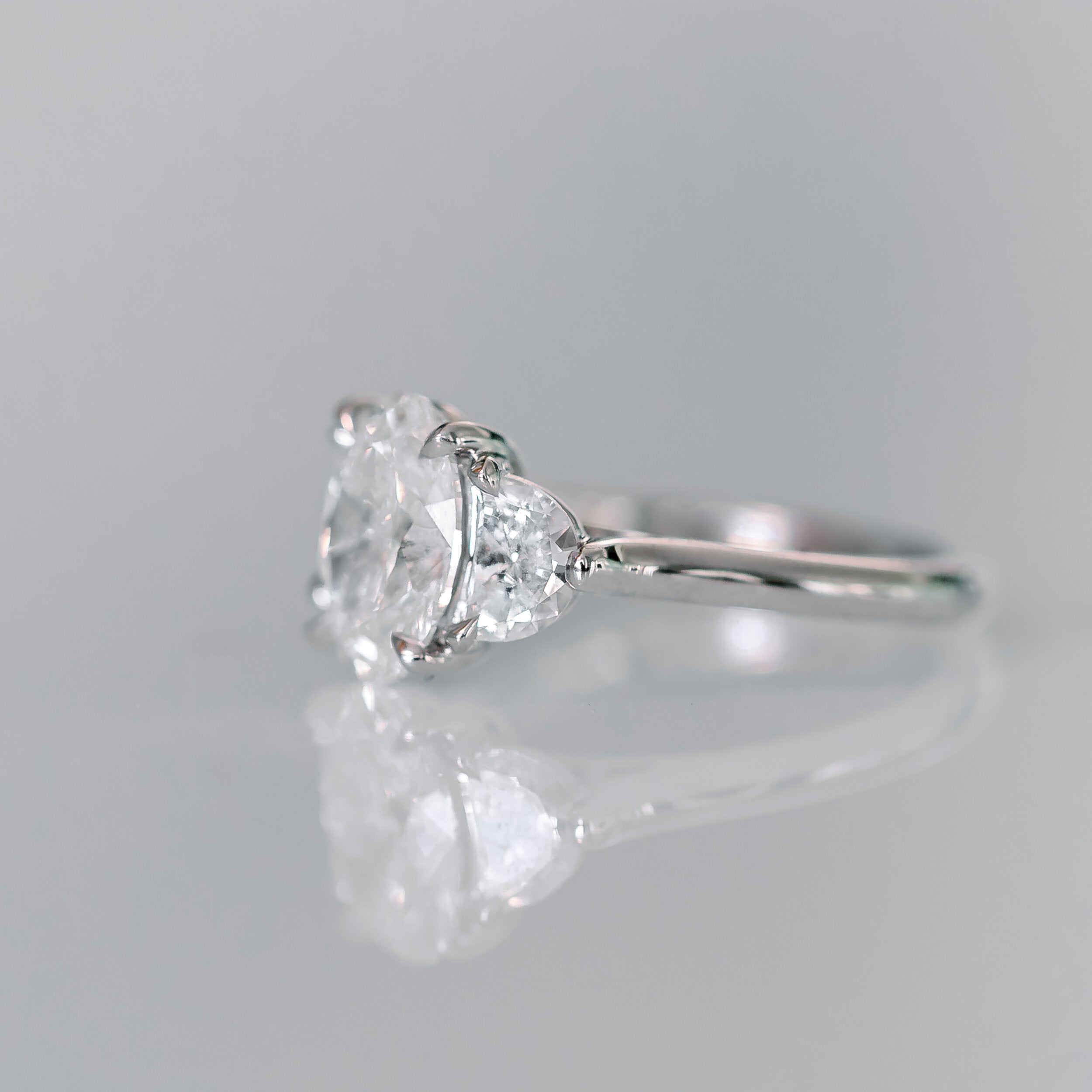 2.25 CT Oval Cut Moissanite Three Stones Engagement Ring