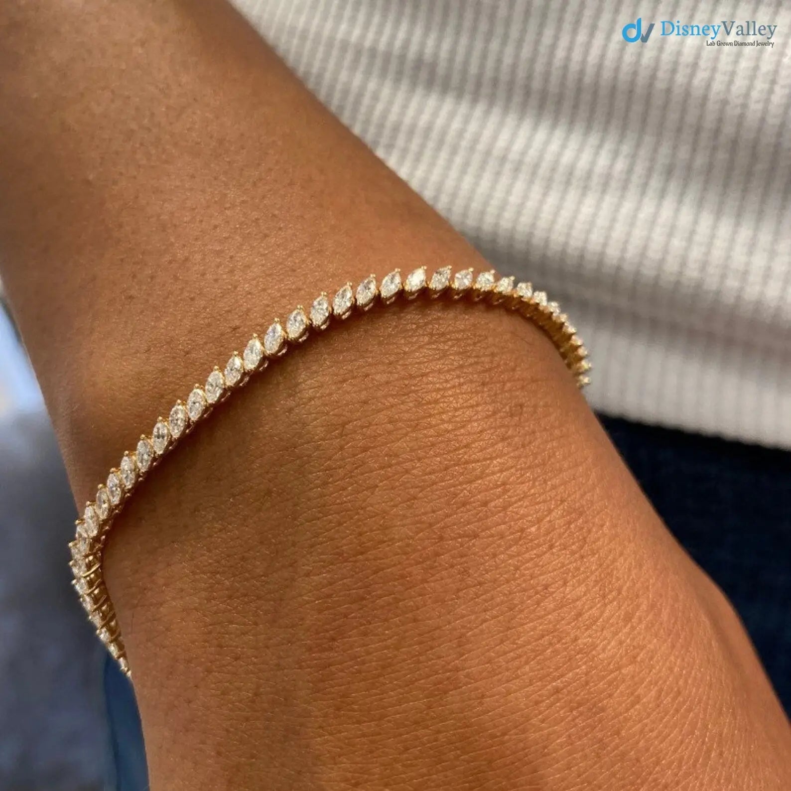2.20 Carat Certified Marquise Cut Lab Grown Diamond Tennis Bracelet - DisneyValley Image principale du produit