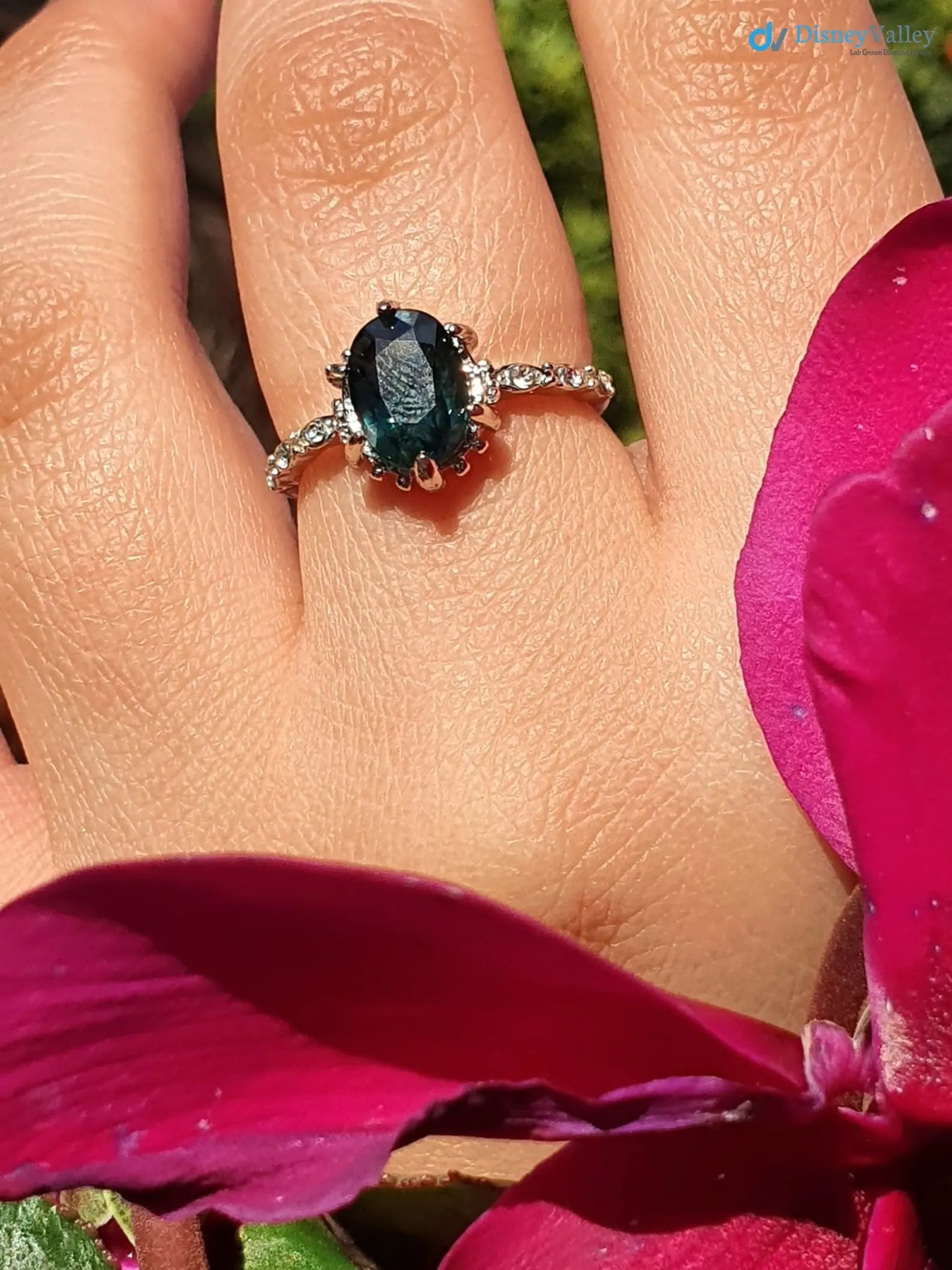 2.5 carat Peacock blue Sapphire oval cut lab grown Engagement Ring - DisneyValley