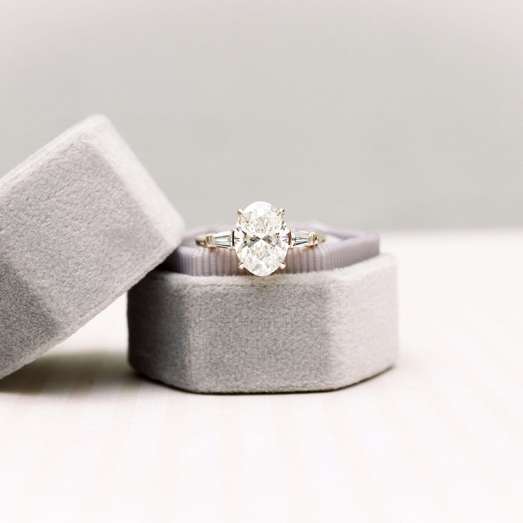 2.25 CT Oval Moissanite Three Stone Stones Engagement Ring