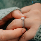 2.5 caret excelent round cut lab grown side stone engagement ring - DisneyValley
