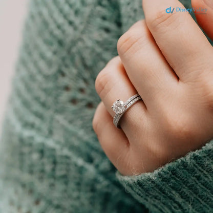 2.5 caret excelent round cut lab grown side stone engagement ring - DisneyValley