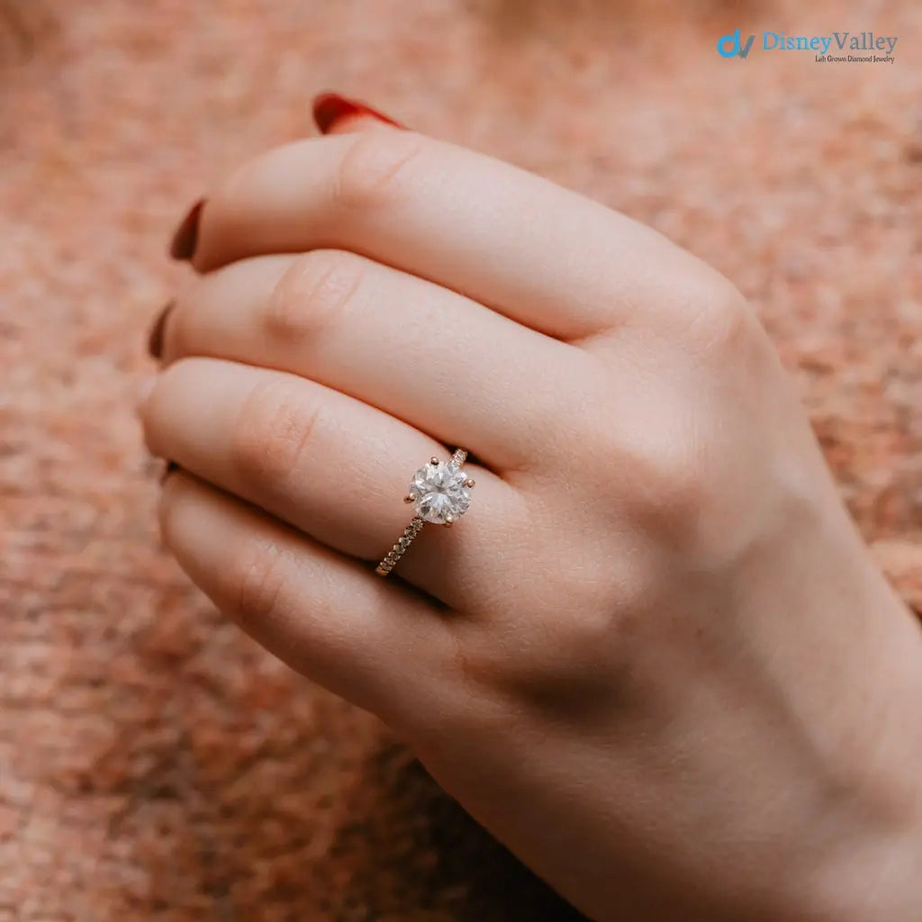 2.5 caret excelent round cut lab grown side stone engagement ring - DisneyValley