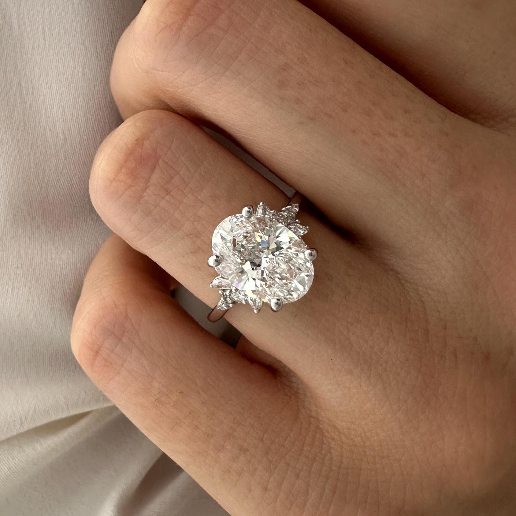 3.0 CT Oval Cut Moissanite Cluster Style Engagement Ring Main image