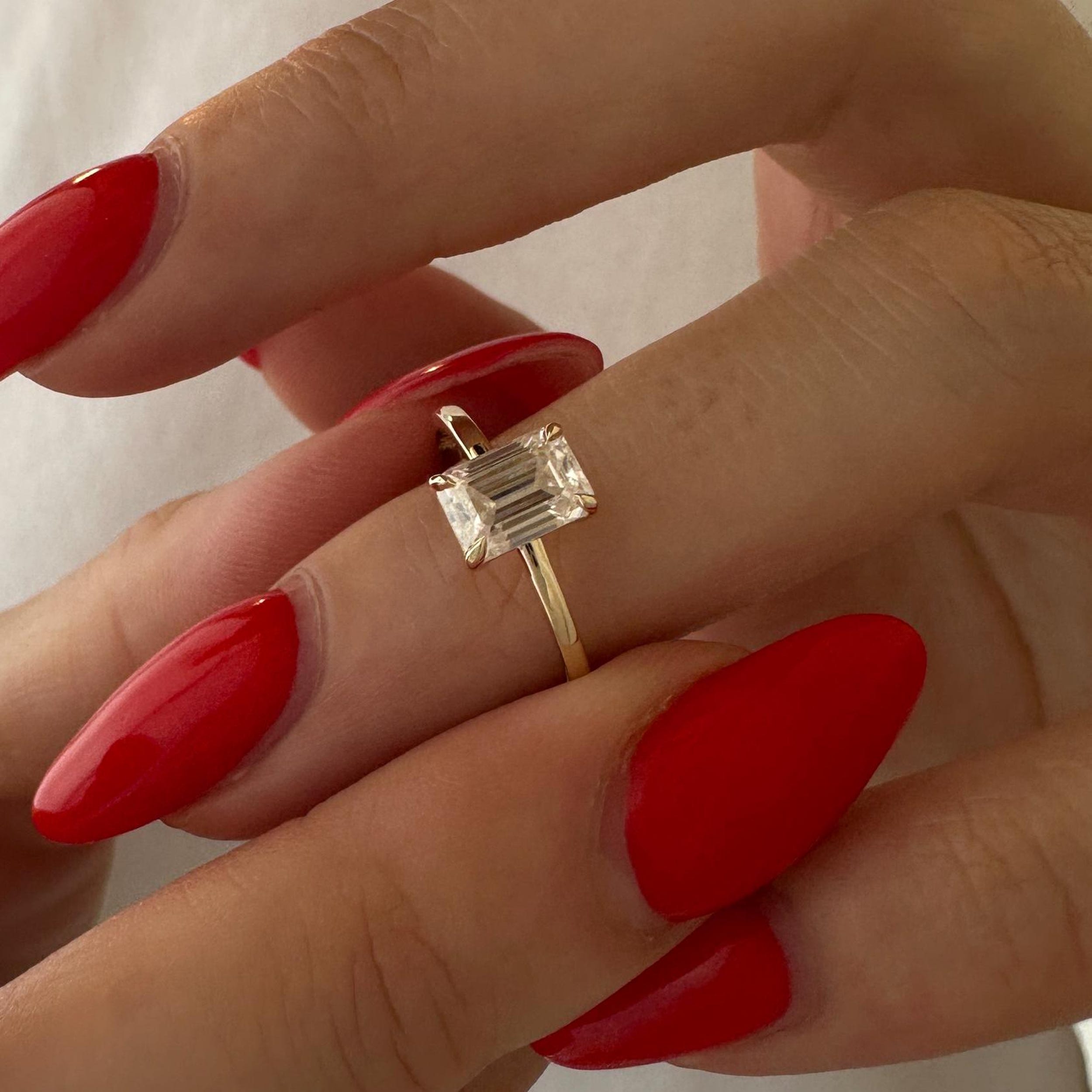 1.0 CT Emerald Cut Moissanite Solitaire Style Engagement Ring