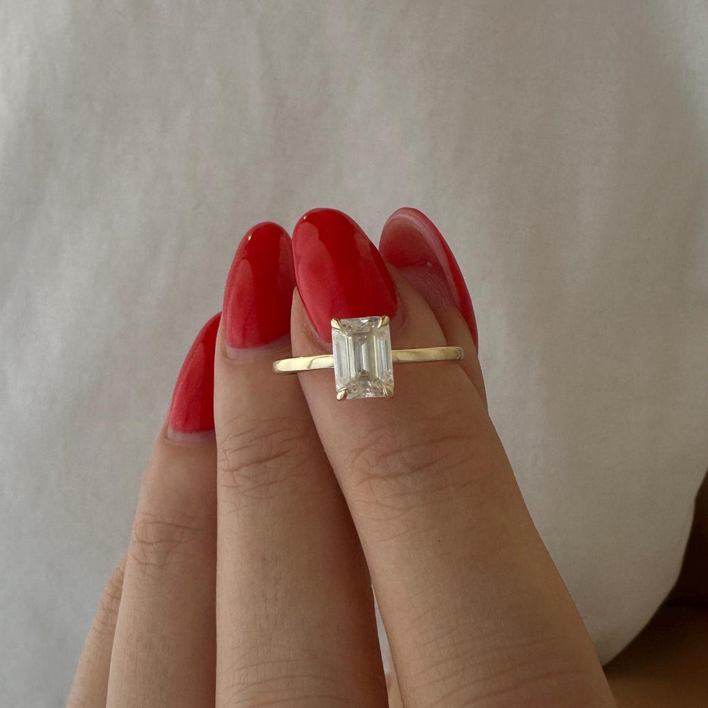 1.0 CT Emerald Cut Moissanite Solitaire Style Engagement Ring