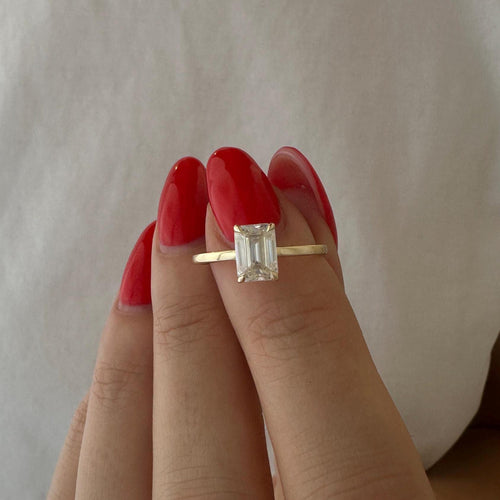 1.0 CT Emerald Cut Moissanite Solitaire Style Engagement Ring