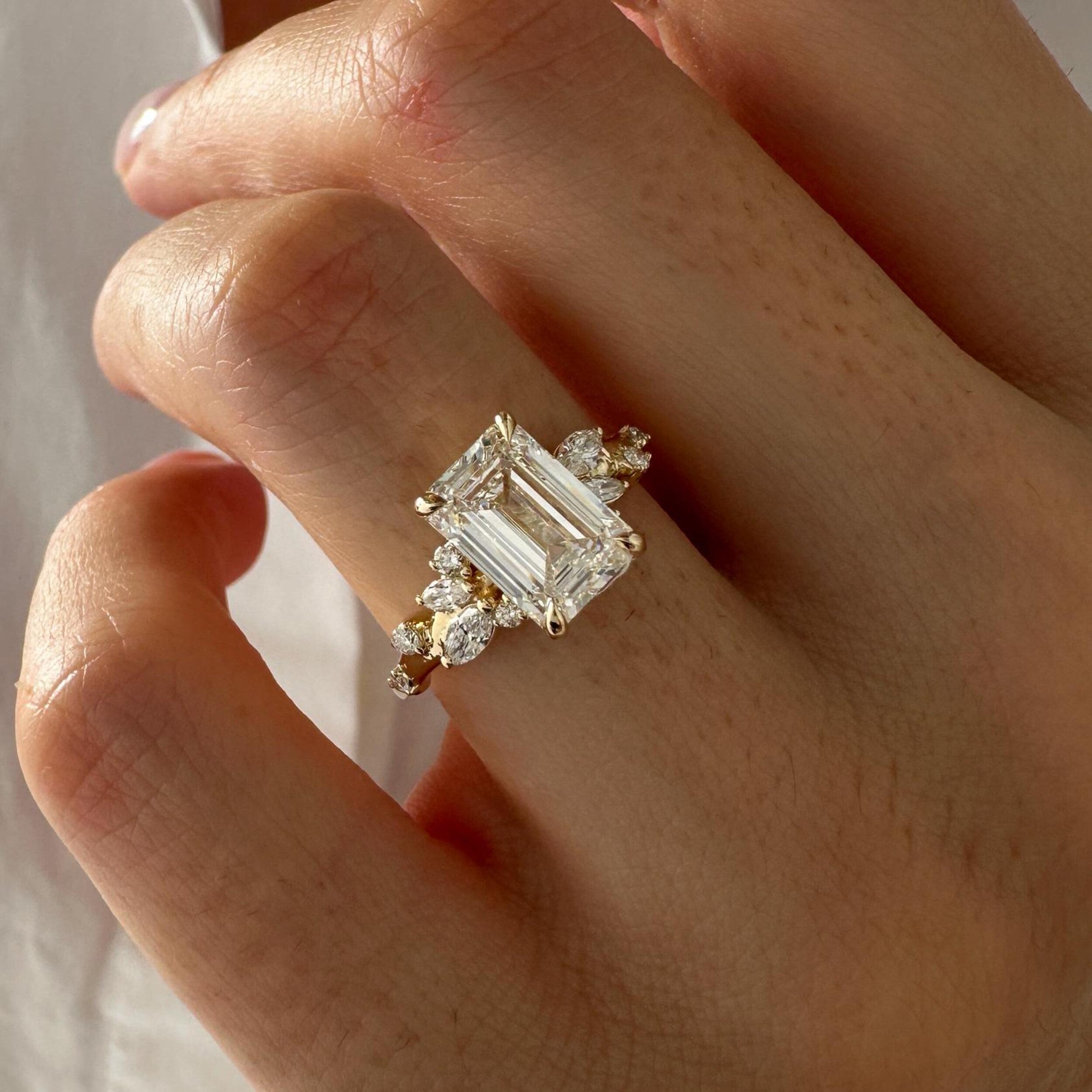 2.0 CT Emerald Cut Moissanite Vintage Style Engagement Ring