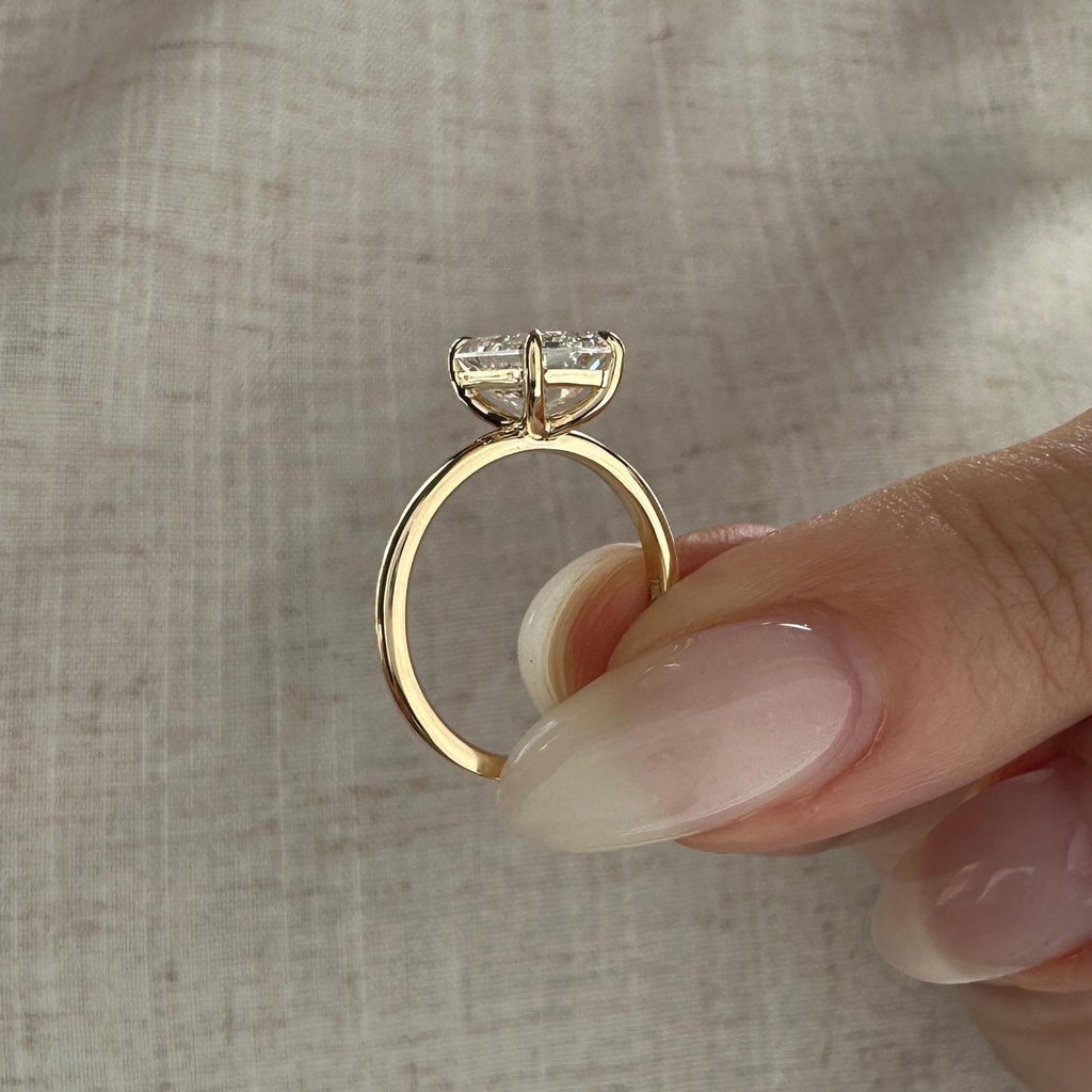 2.0 CT Emerald Cut Moissanite Solitaire Style Engagement Ring