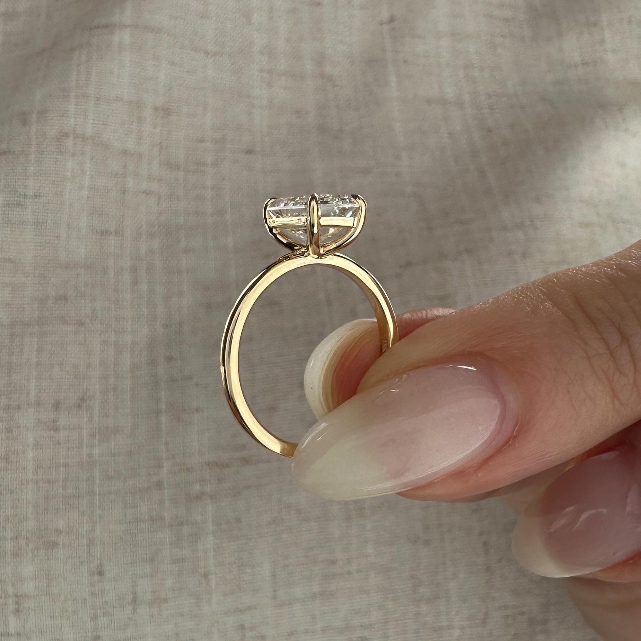 2.0 CT Emerald Cut Moissanite Solitaire Style Engagement Ring