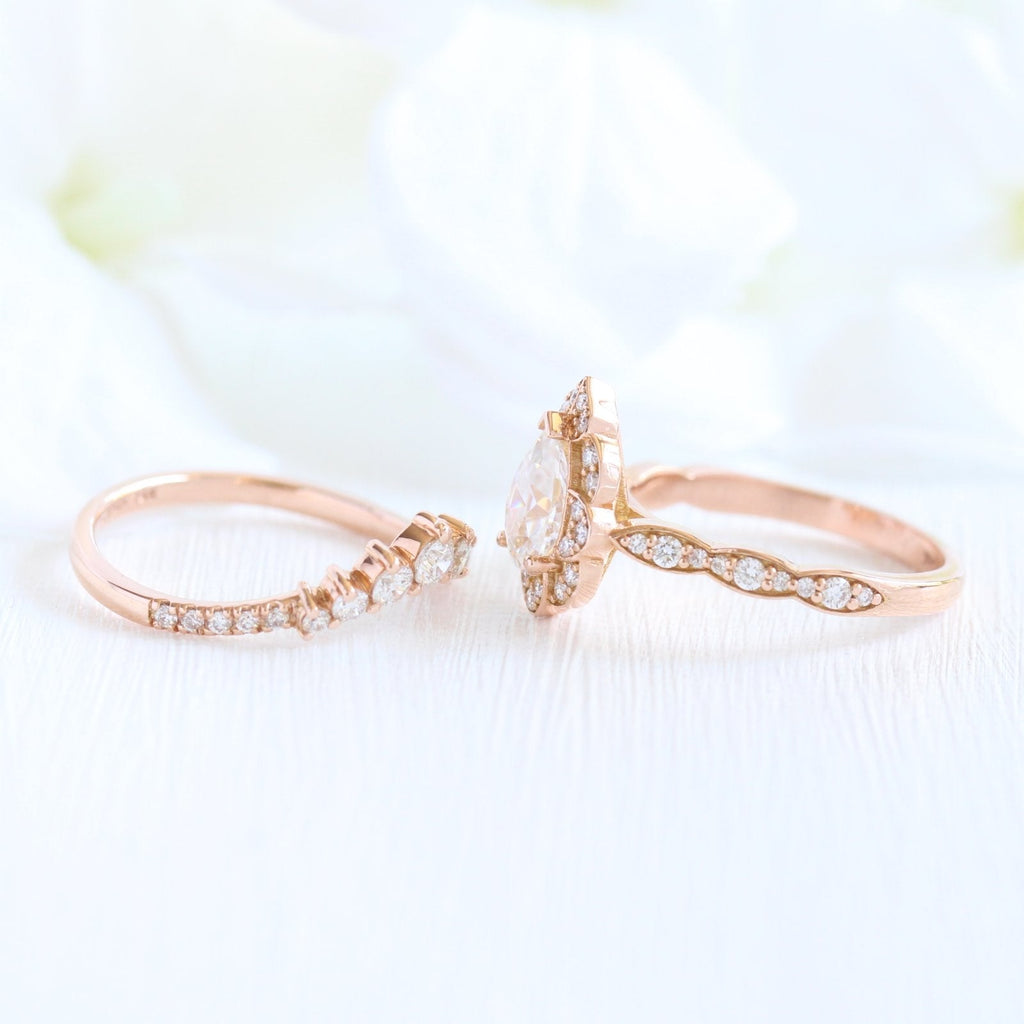 1.0CT Pear Cut Moissanite Halo Bridal Ring Set