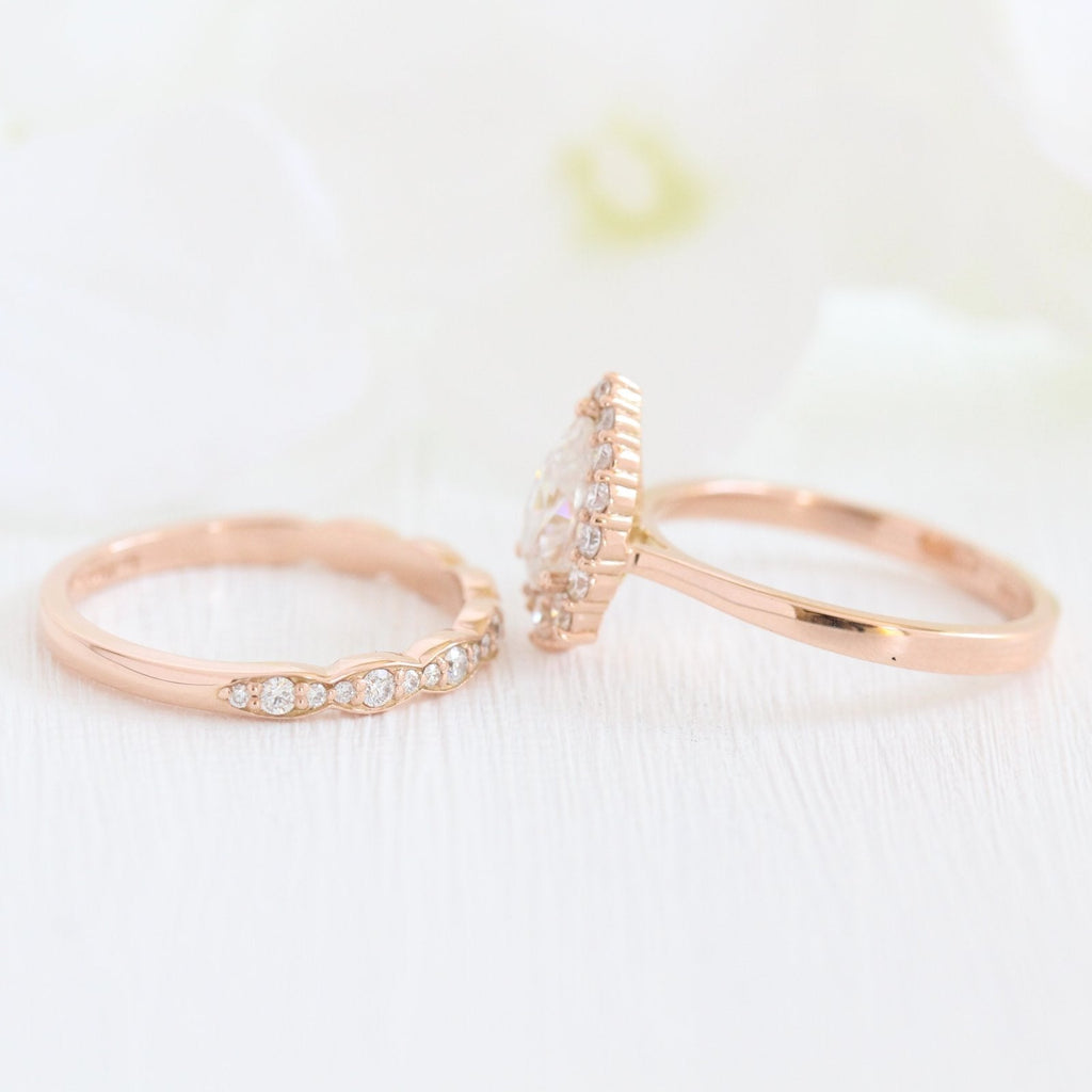 1.0CT Pear Cut Moissanite Halo Bridal Ring Set