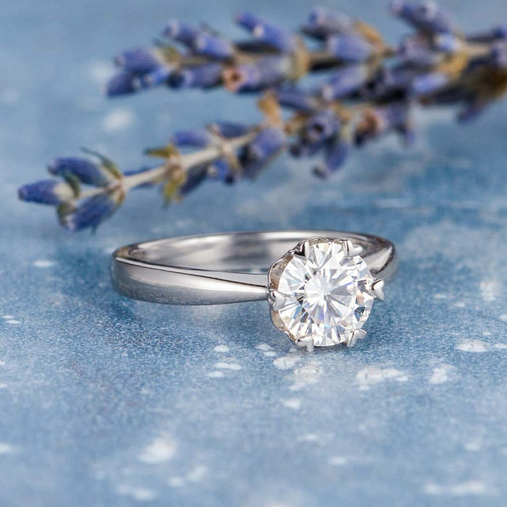 1.0CT Round Brilliant Cut Solitaire Style Moissanite Engagement Ring