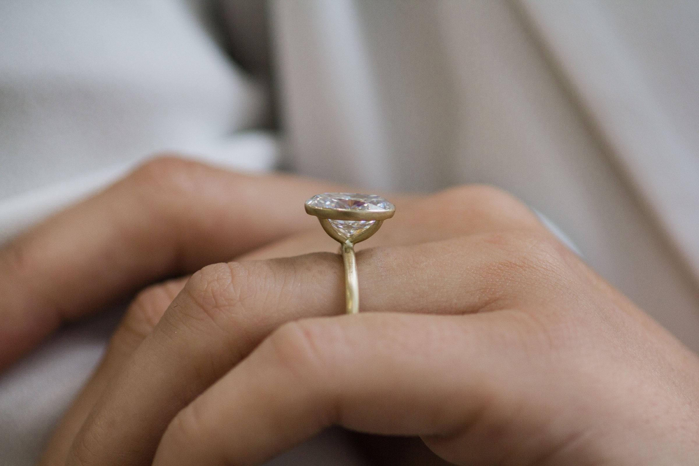 4.0 CT Oval Cut Moissanite Bezel Engagement Ring