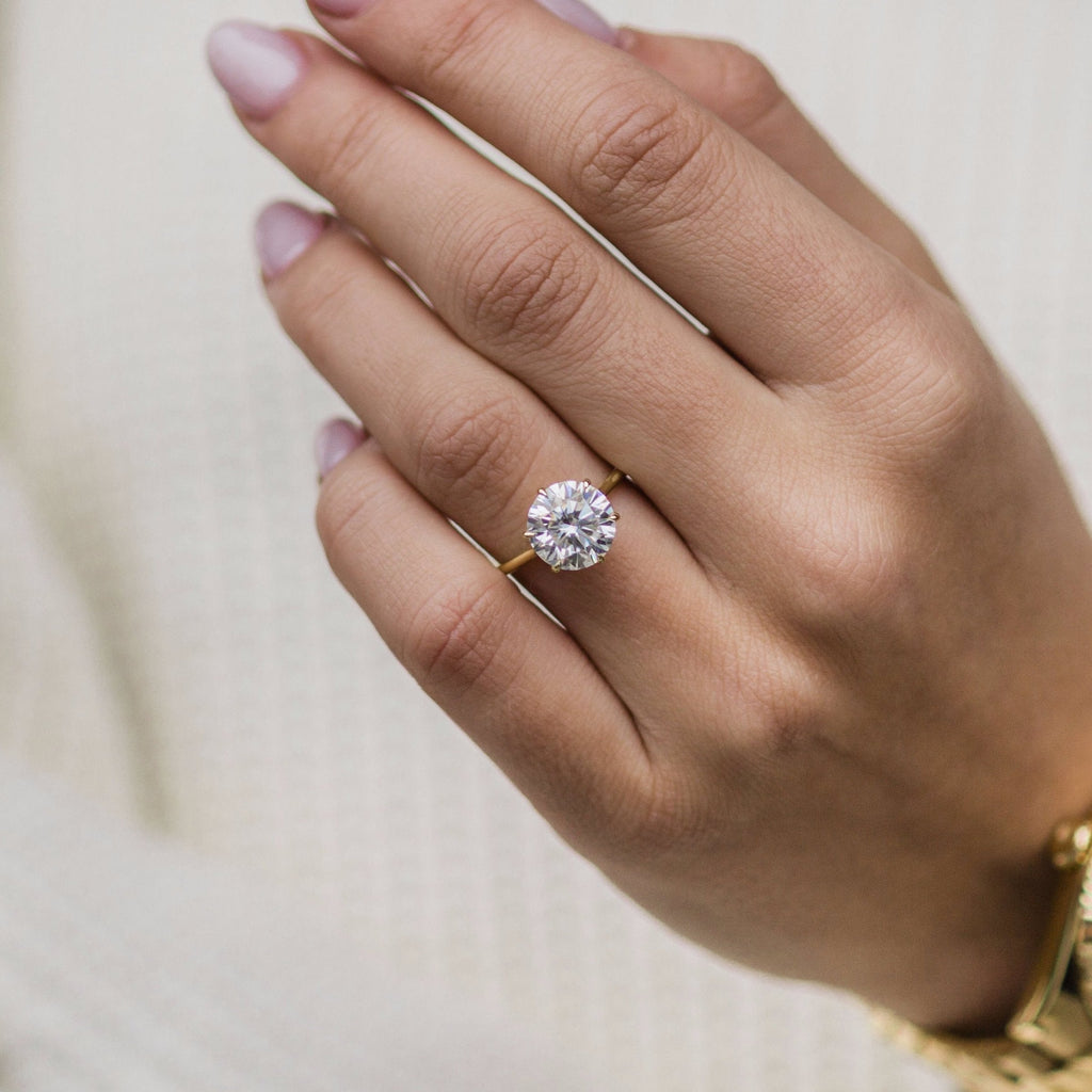 3.0 CT Round Cut Moissanite Solitaire Engagement Ring