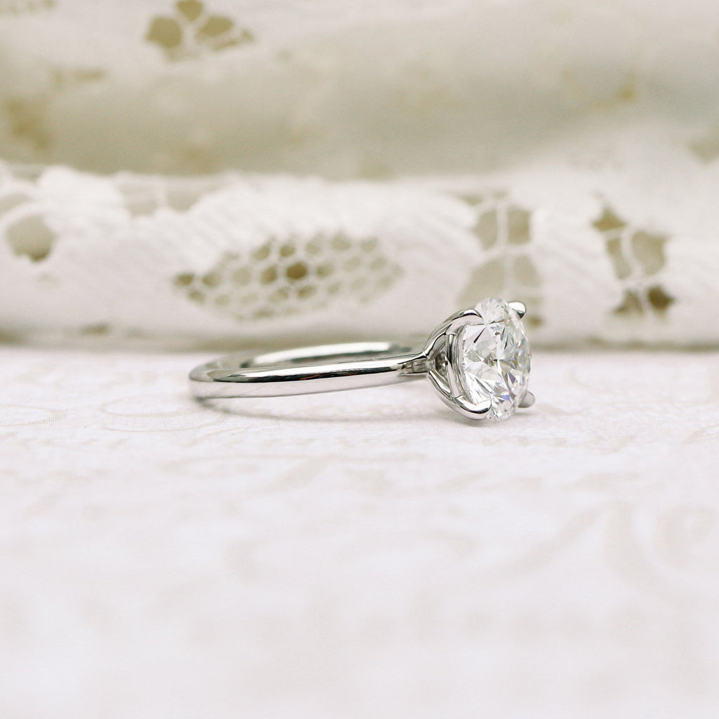 1.75 CT Round Brilliant Cut Moissanite Solitaire Engagement Ring