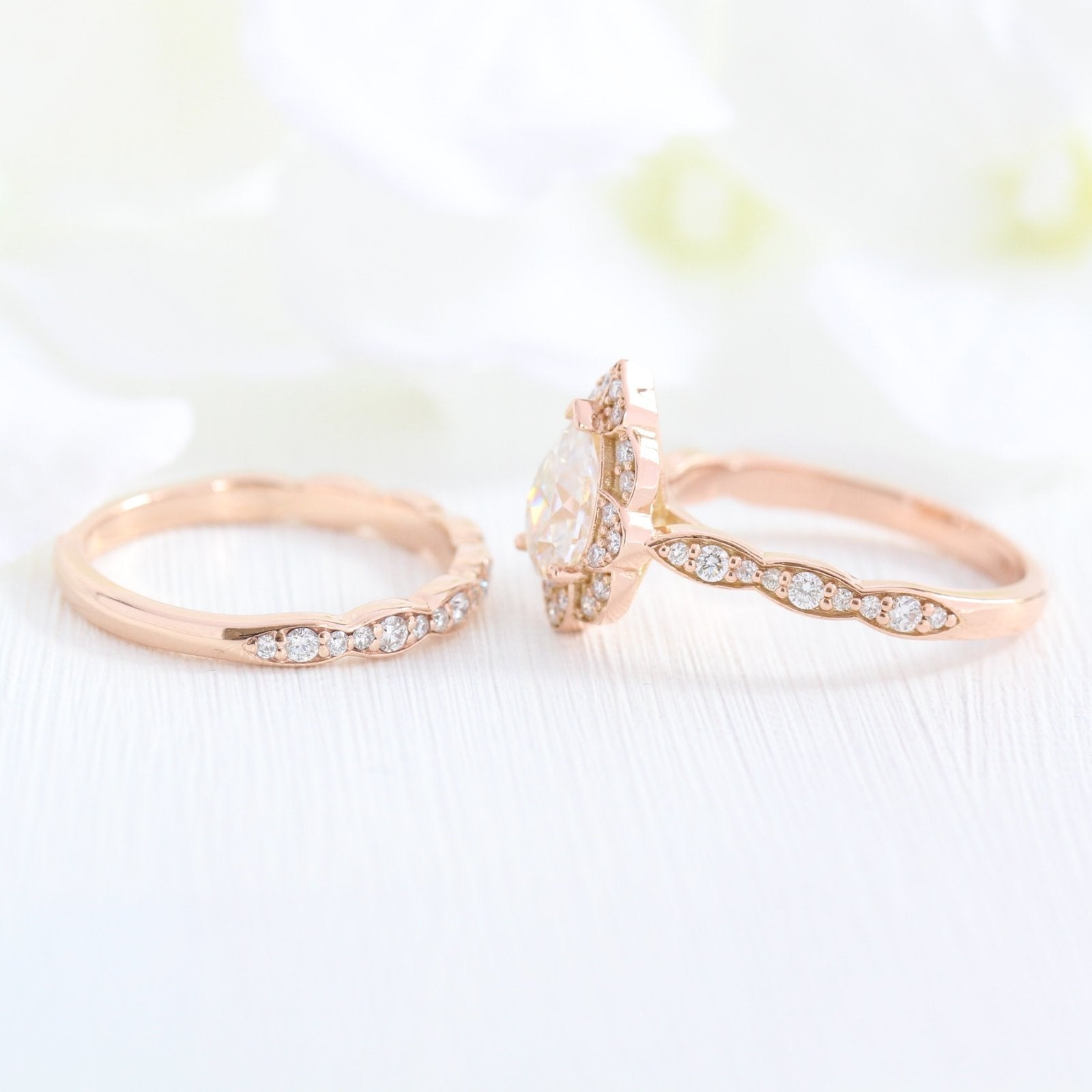 1.0CT Pear Cut Moissanite Vintage Halo Bridal Ring Set