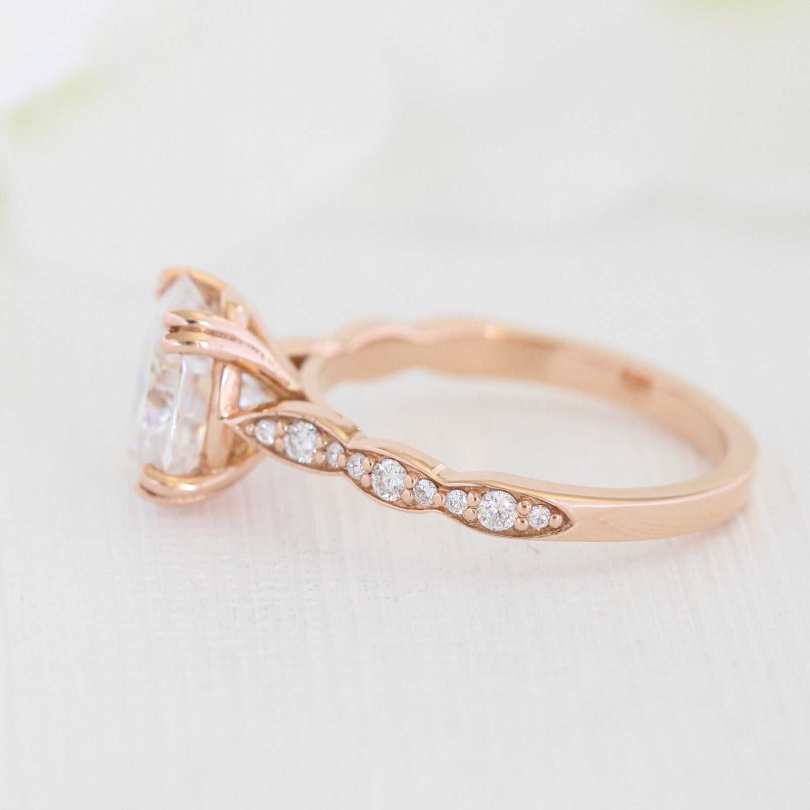 2.0 CT Oval Cut Moissanite Vintage Style Engagement Ring