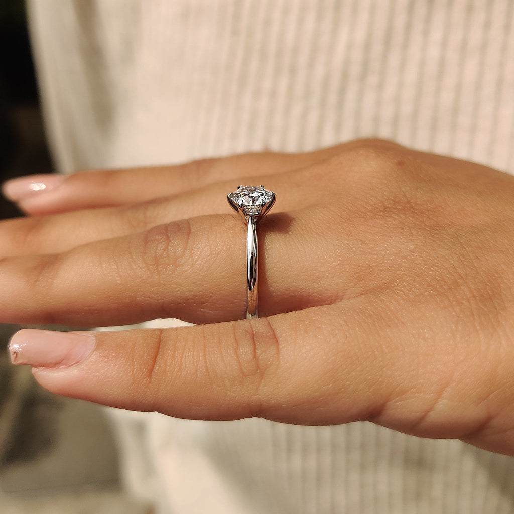 Round Diamond Solitaire Engagement Ring