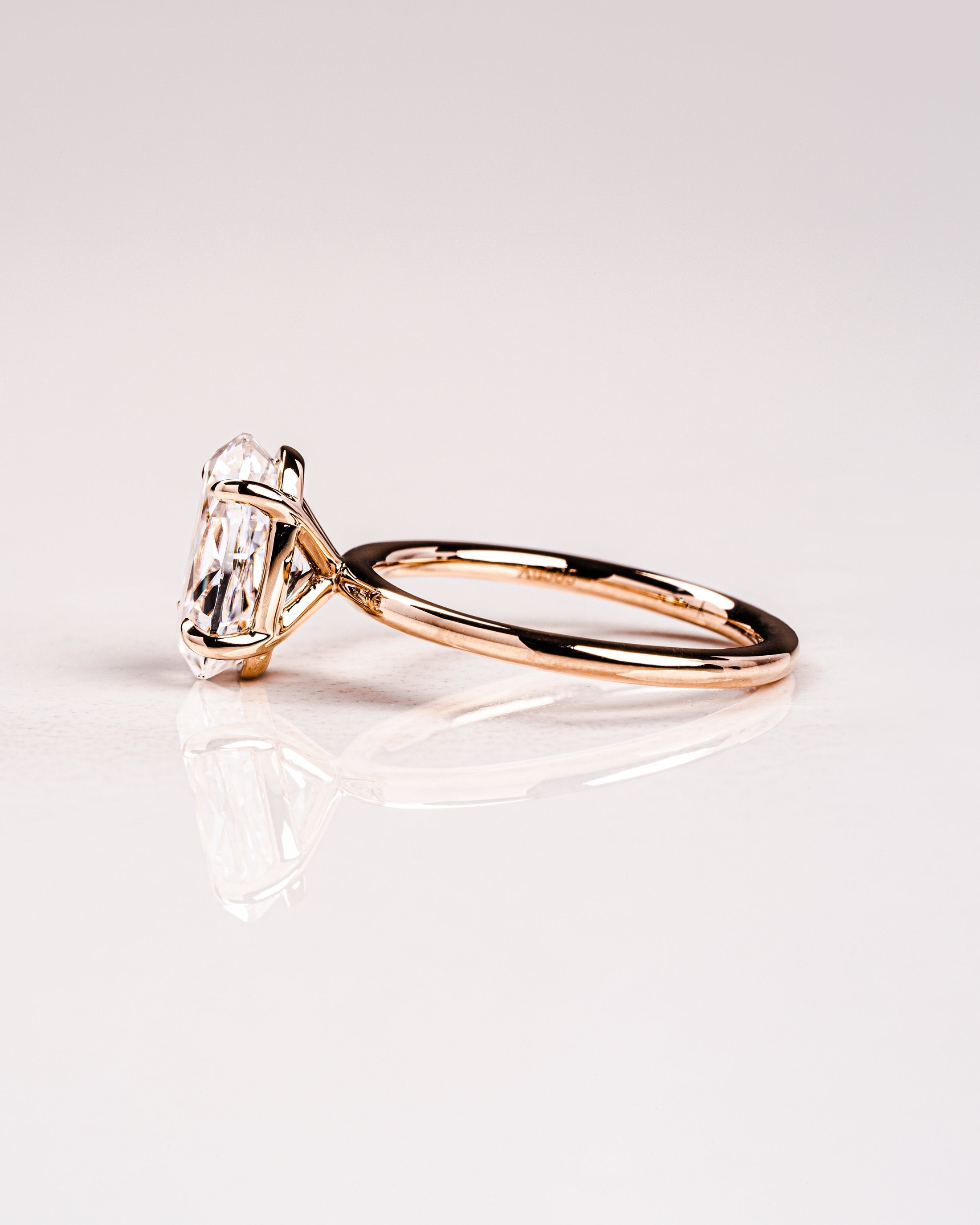 5.0 CT Oval Cut Moissanite Solitaire Engagement Ring Secondary image