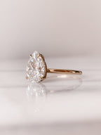 2.0 CT Pear Cut Moissanite Solitaire Engagement Ring