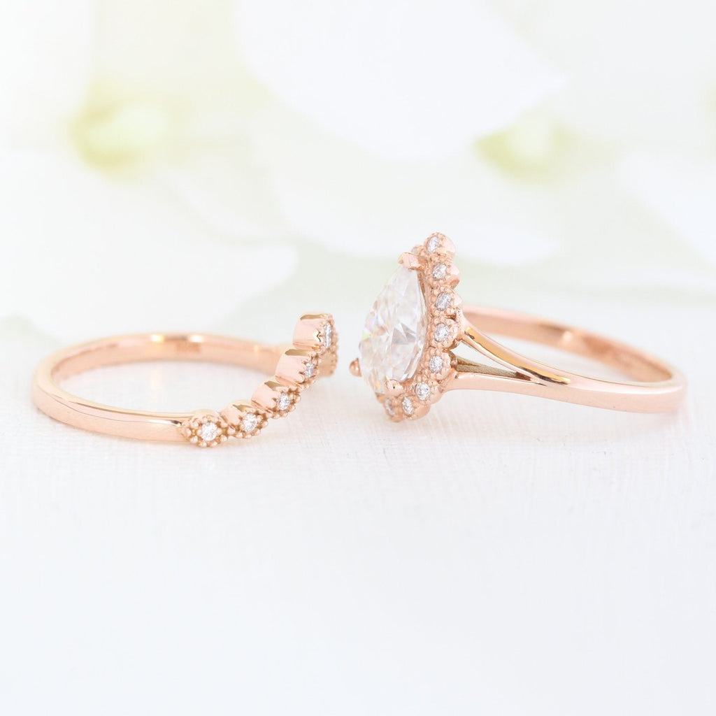 1.50CT Pear Cut Moissanite Halo Bridal Ring Set