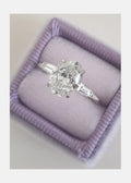 2.0 CT Oval Cut Moissanite Three Stone Engagement Ring