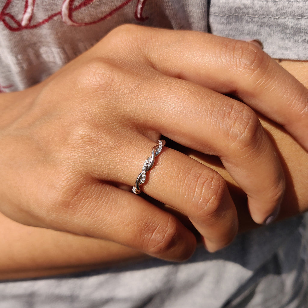 Round Cut Pave Twist Wedding Band