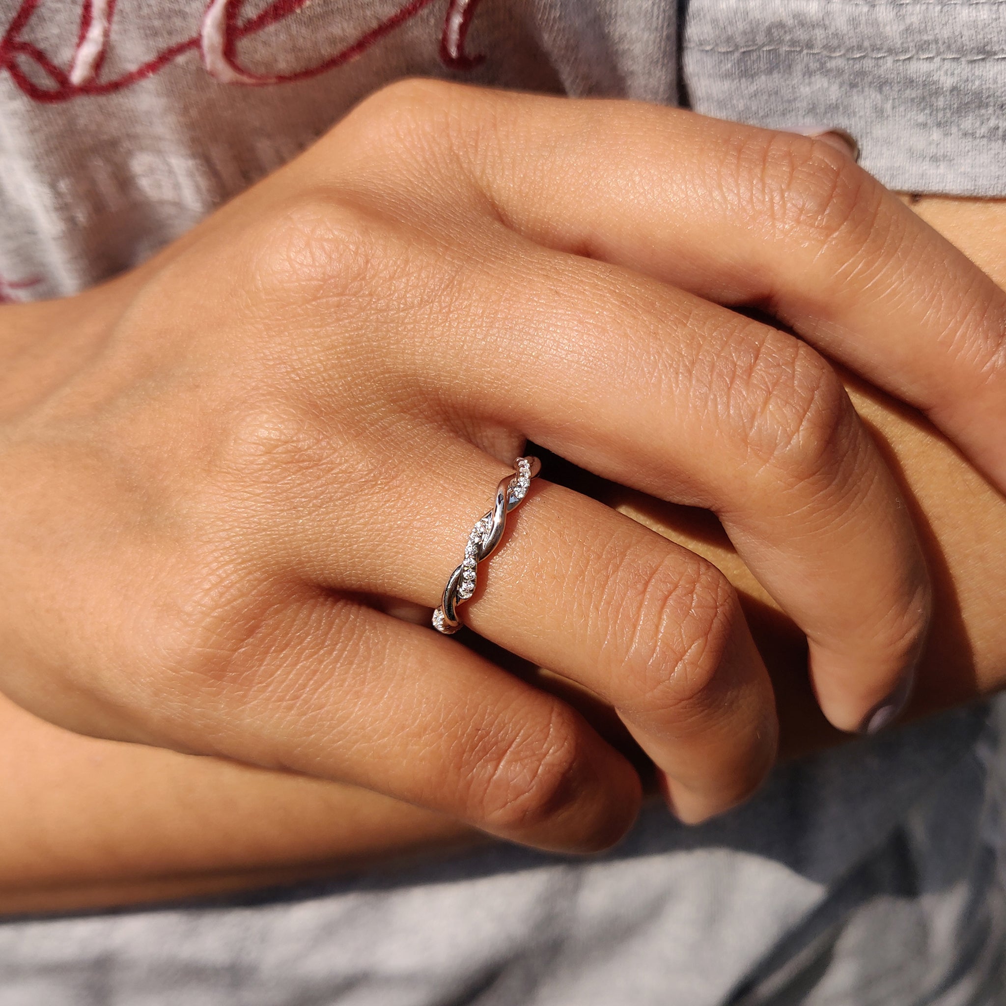 Round Cut Pave Twist Wedding Band