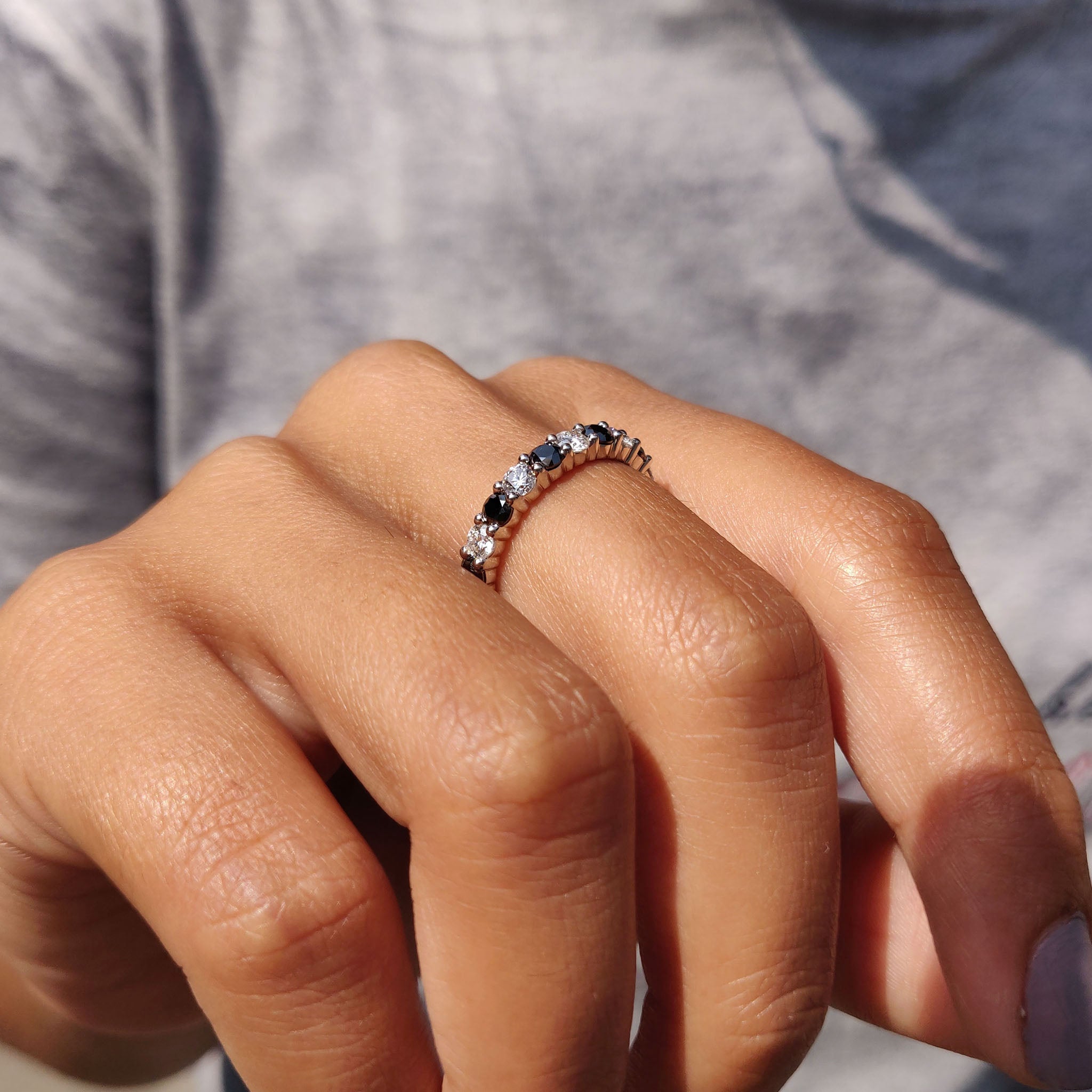 Round Cut Moissanite White Gold Wedding Band