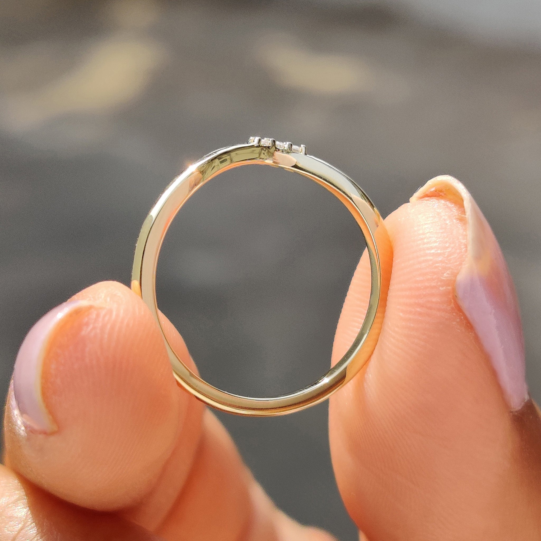 Round Cut Yellow Gold Curved Wedding Band