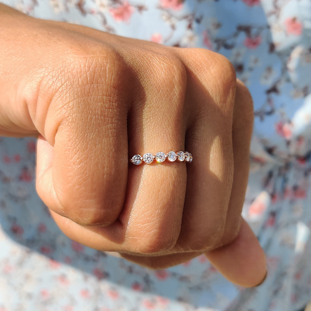 Half Eternity Band In Round Cut style