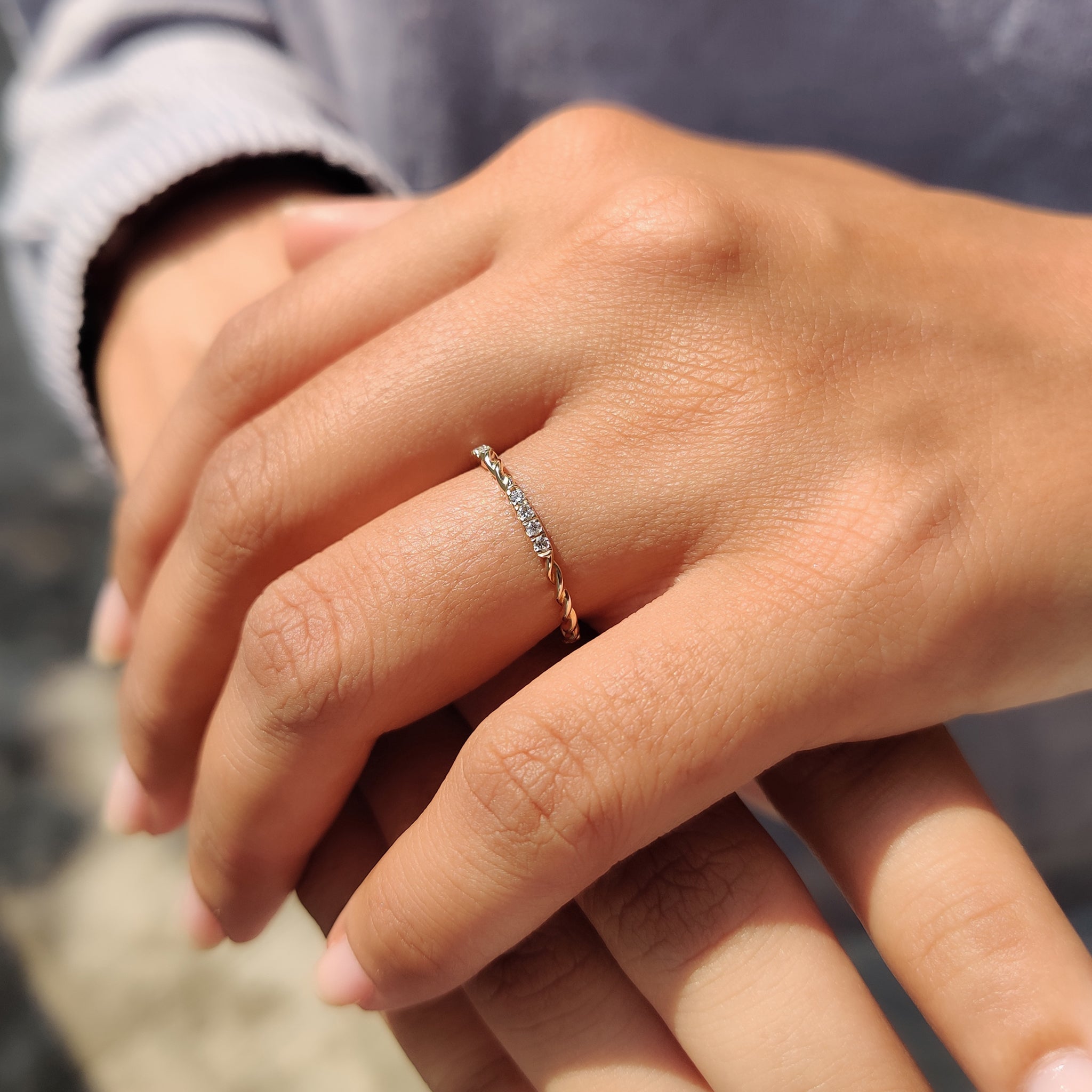 Twisted Wedding Band With Round Diamond Secondary image