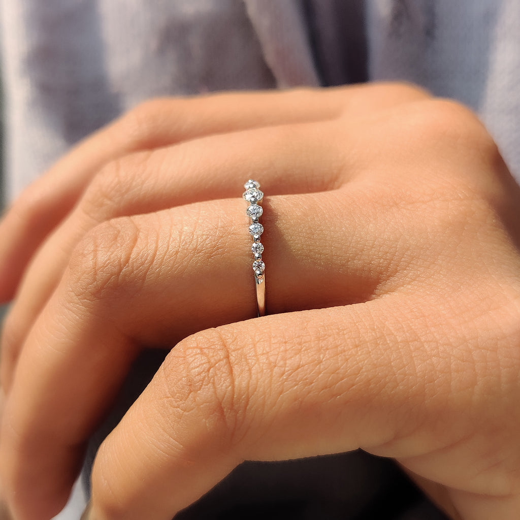 7 Stone Wedding Band with Round Cut Diamond
