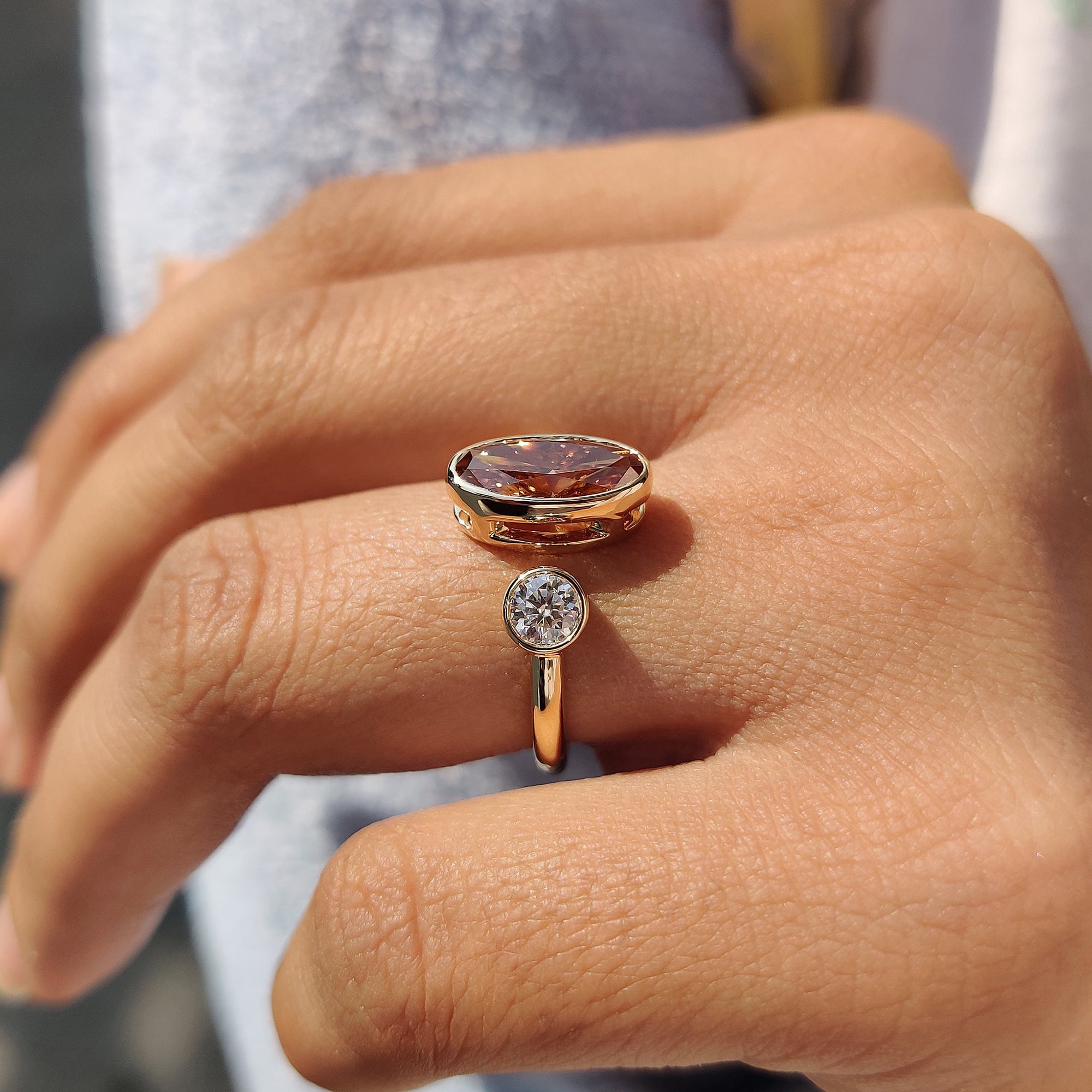 Moval And Round Cut Toi Et Moi Ring Secondary image