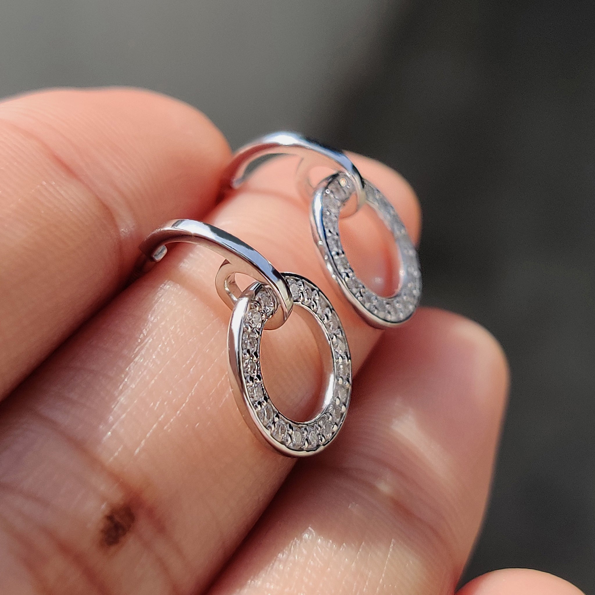 Round Cut Open Circle Diamond Earrings