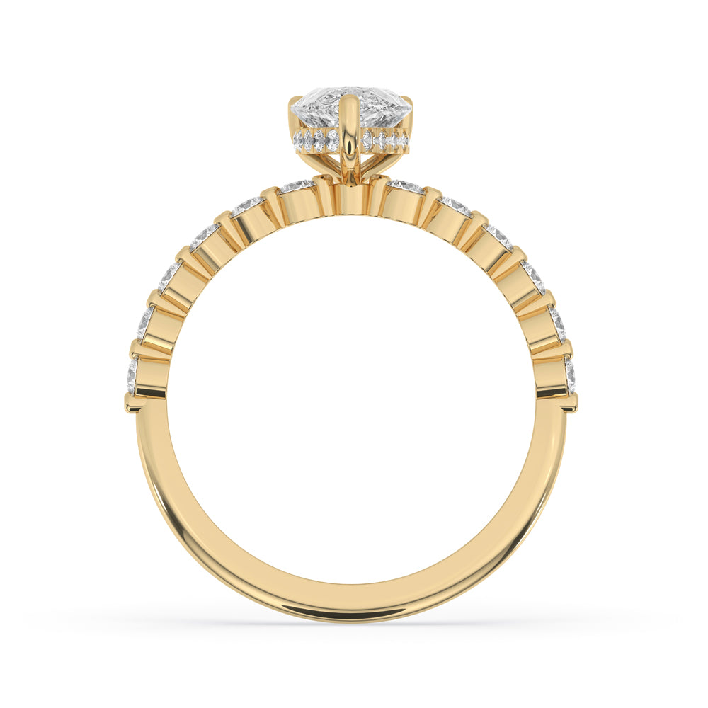 Beautiful Pear Shaped Engagement Ring in Yellow Gold Setting