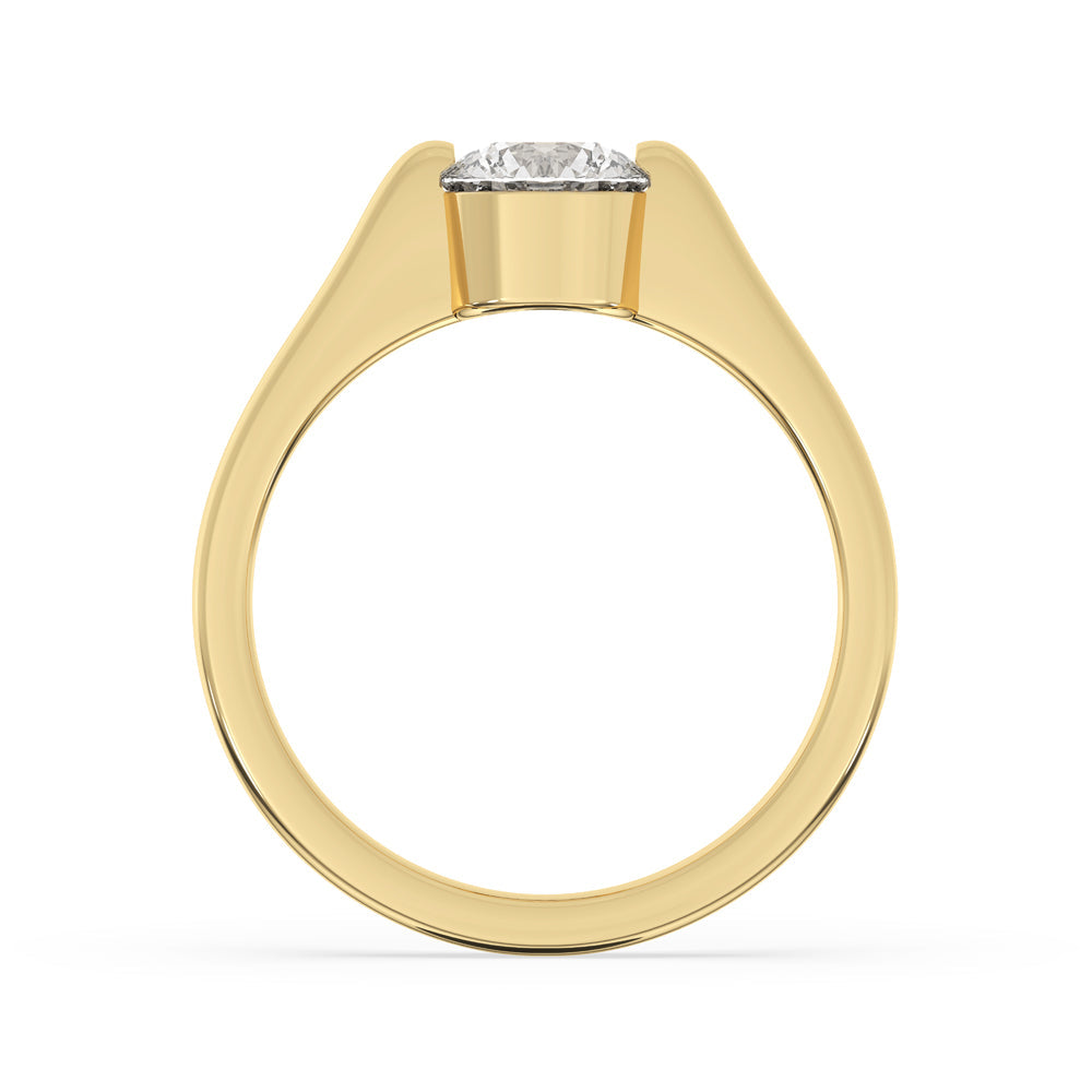 Single Diamond Engagement Ring Round Diamond in Gold Setting