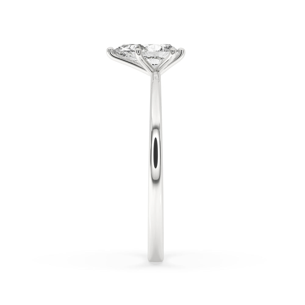 Pear Shape Diamond Ring With Solitaire Style