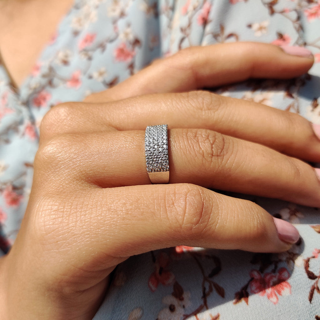 Round Cut Wedding Band With Multi Row Pave Style