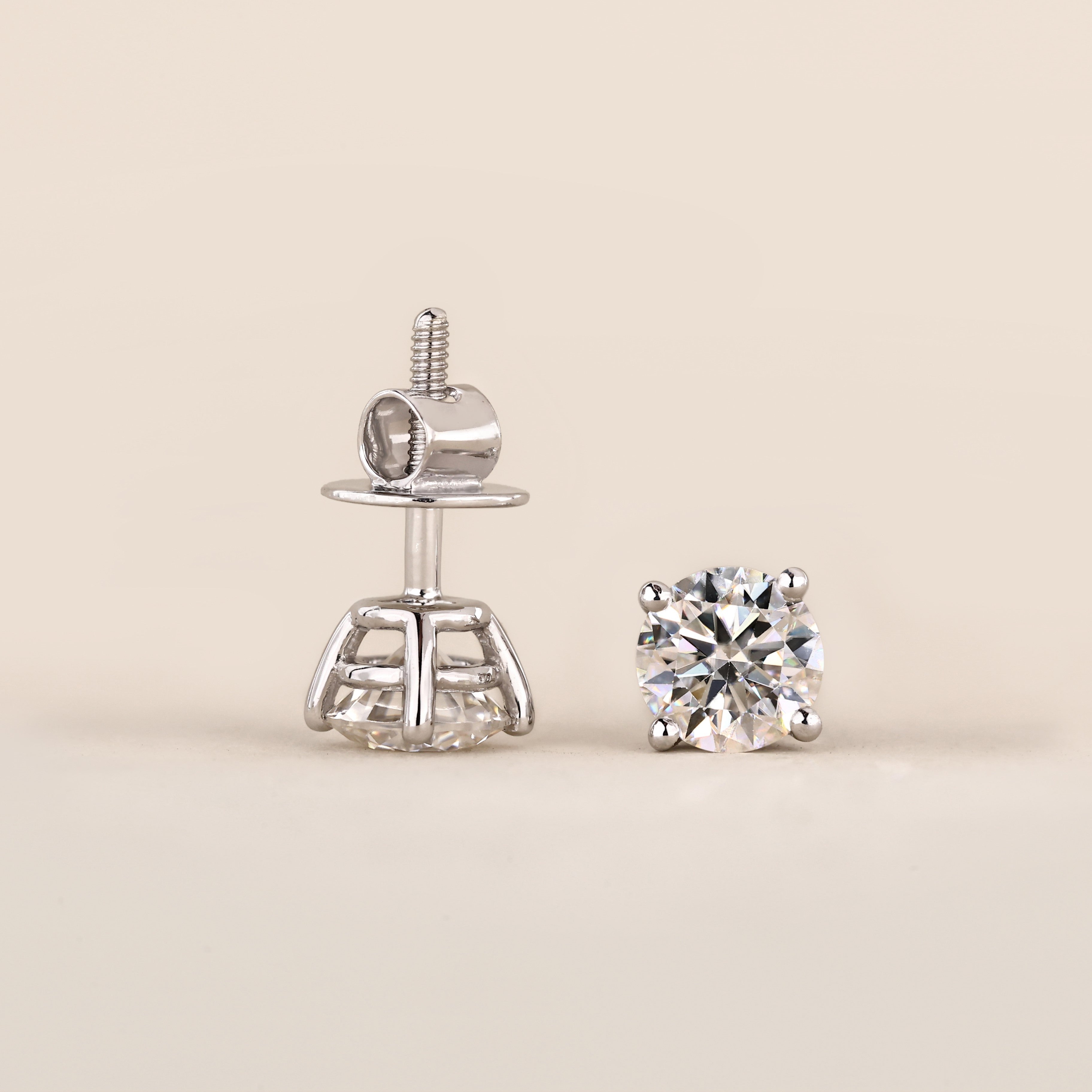 1 TCW Round Moissanite Stud Earrings in Silver