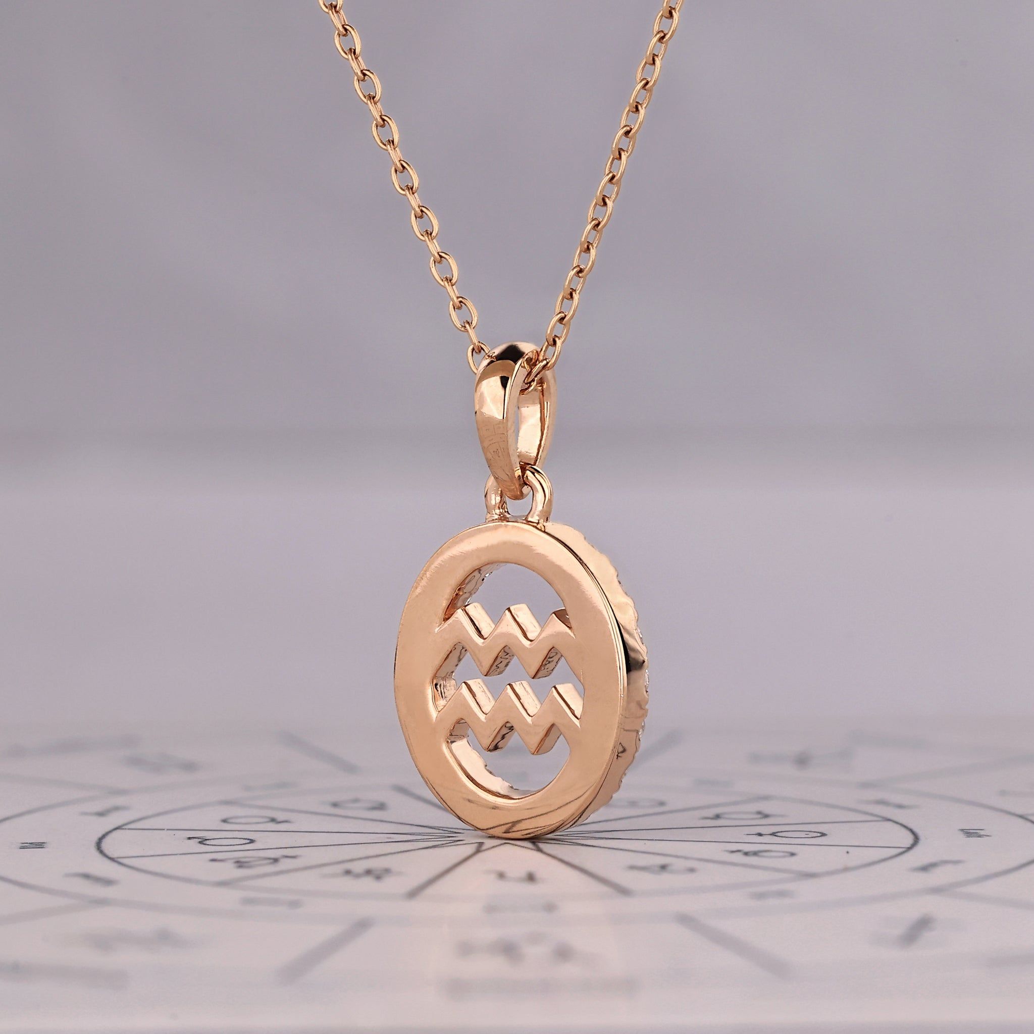 Halo Aquarius Pendant In Rose Gold