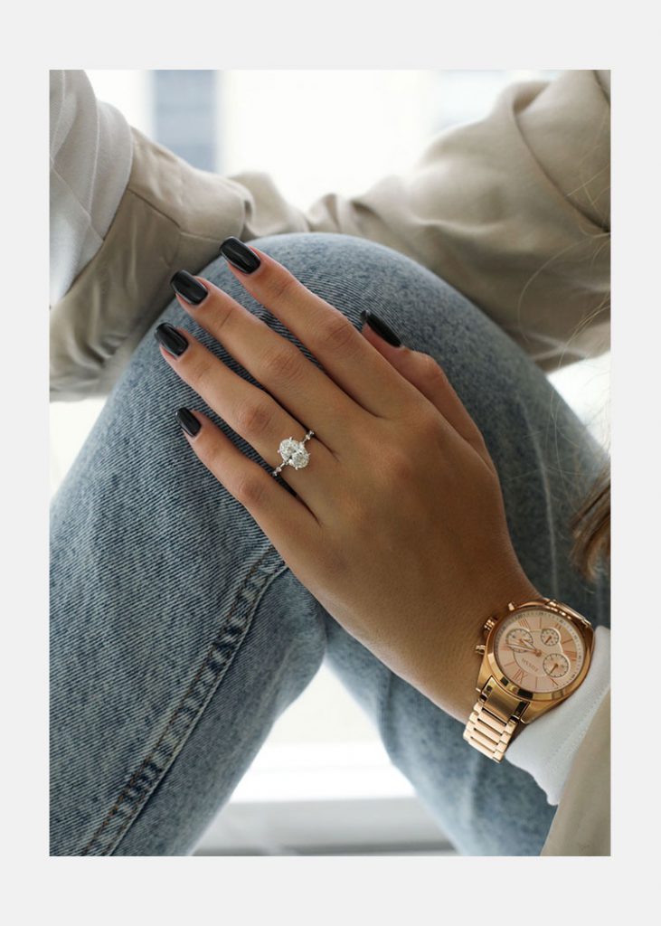 2.0 CT Oval Moissanite Dainty Style Engagement Ring