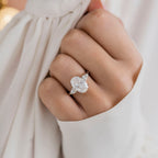 4.0 CT Oval Moissanite Three Stones Engagement Ring