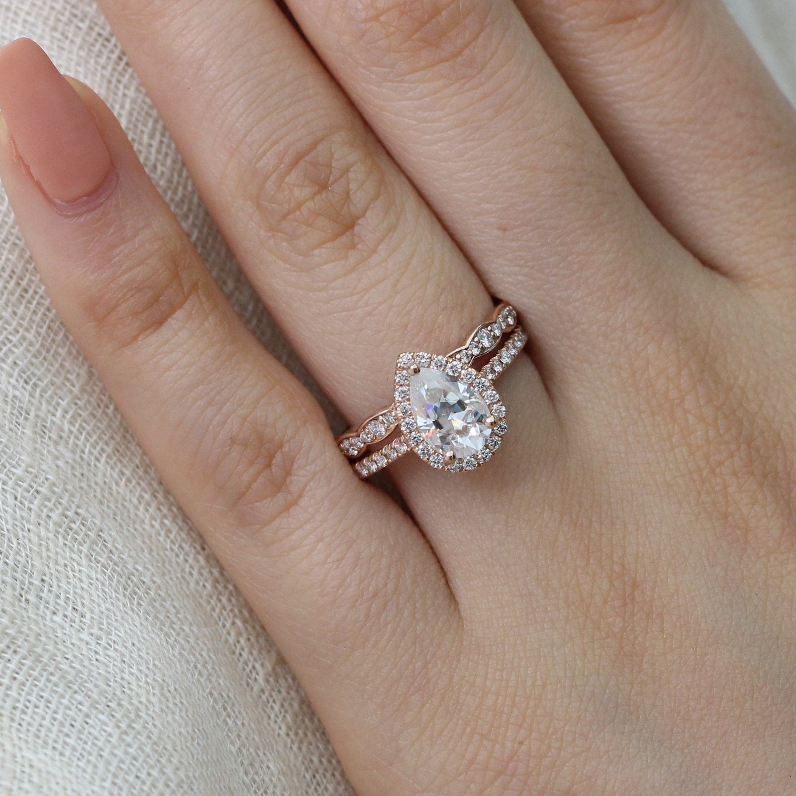 1.50CT Pear Cut Moissanite Halo Bridal Ring Set
